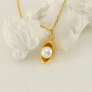 Golden Odyssey Pearl Necklace